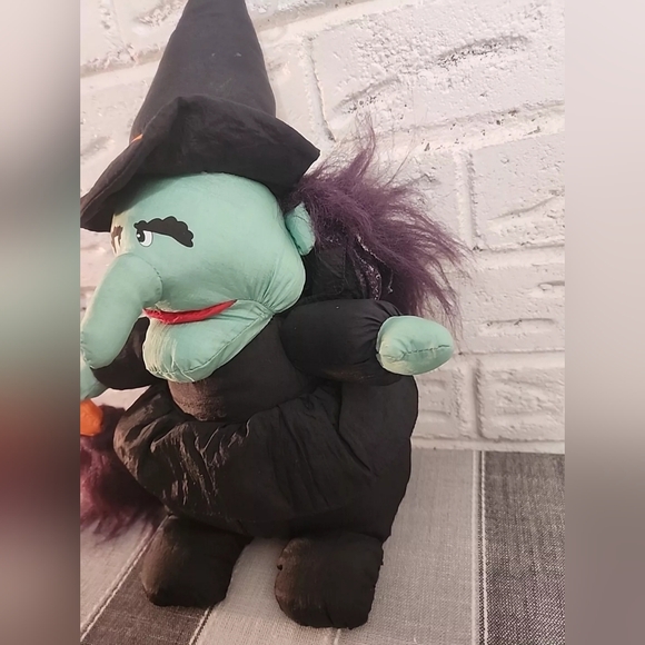 Black Witch Nylon Stuffed Plush Toy 15 Inch Halloween Decoration - Picture 6 of 8